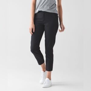 EUC Lululemon City Trek Trouser (Black) Size 4 Inseam 28”